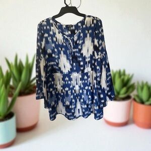 Jones New York Flutter Sleeve Mandarin Collar Blouse